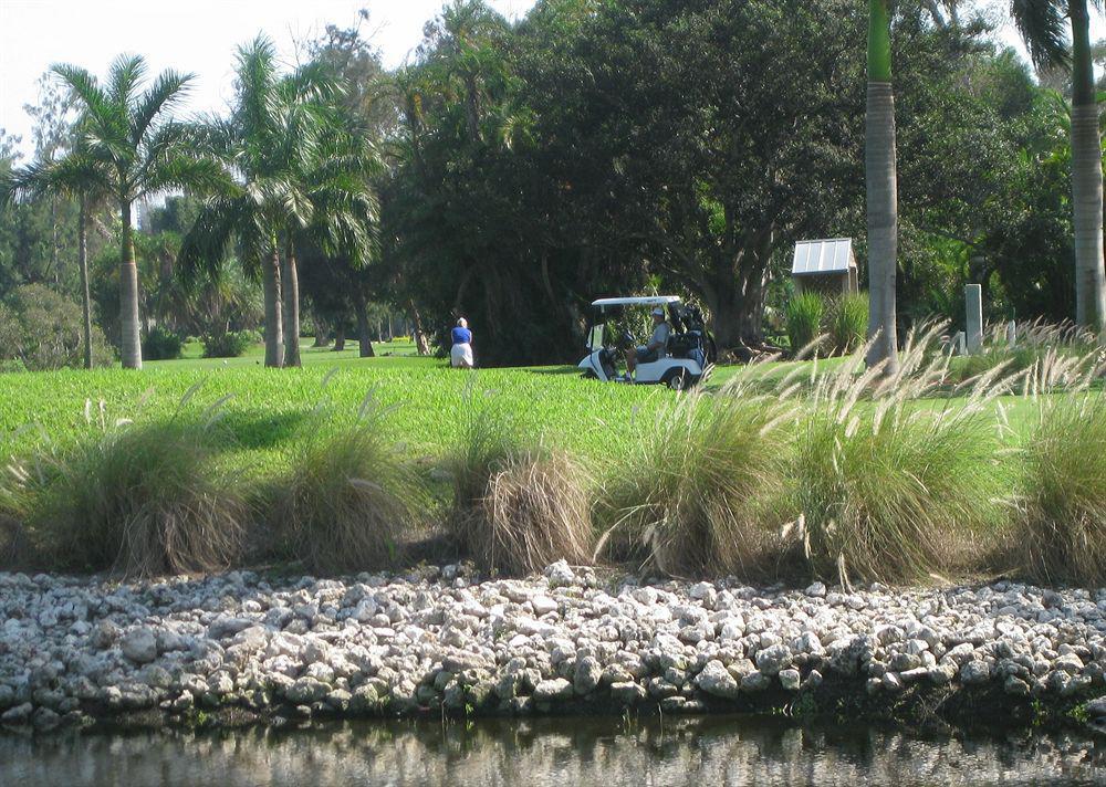 Hollywood Beach Golf Resort Екстериор снимка