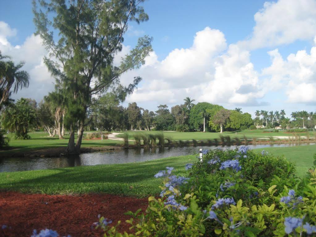 Hollywood Beach Golf Resort Екстериор снимка